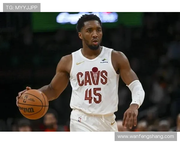 米切尔砍下37分带领骑士战胜老鹰巩固季后赛排名