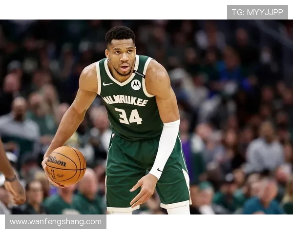 字母哥砍下37分8篮板雄鹿主场力克尼克斯迎大胜